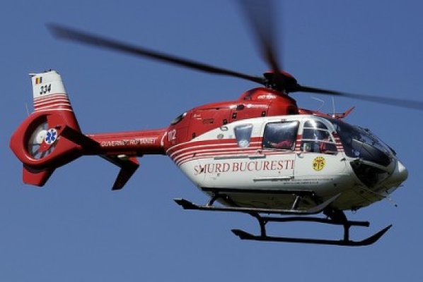 Bebeluş de 4 zile, transportat de la Constanţa la Bucureşti cu elicopterul SMURD